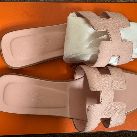 Hermes Oran Sandals - Picture 3 of 5